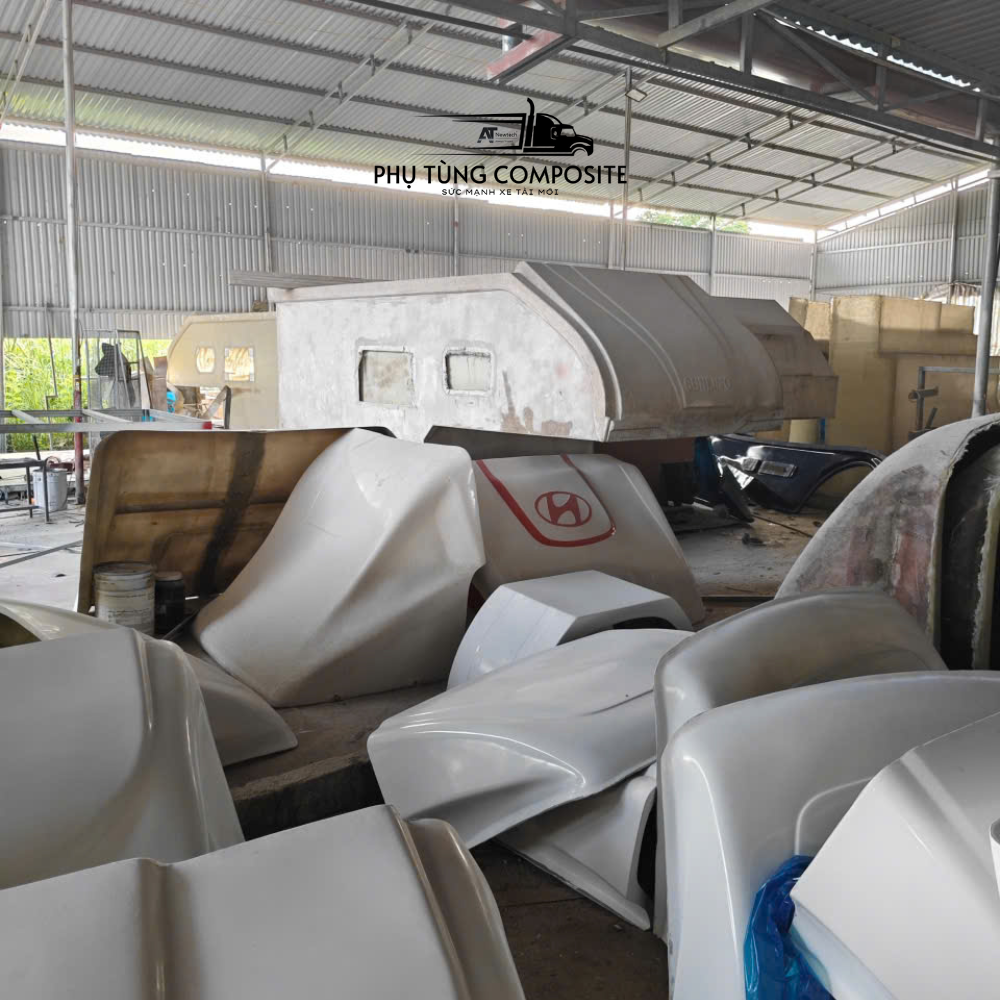 Phụ tùng ô tô composite
